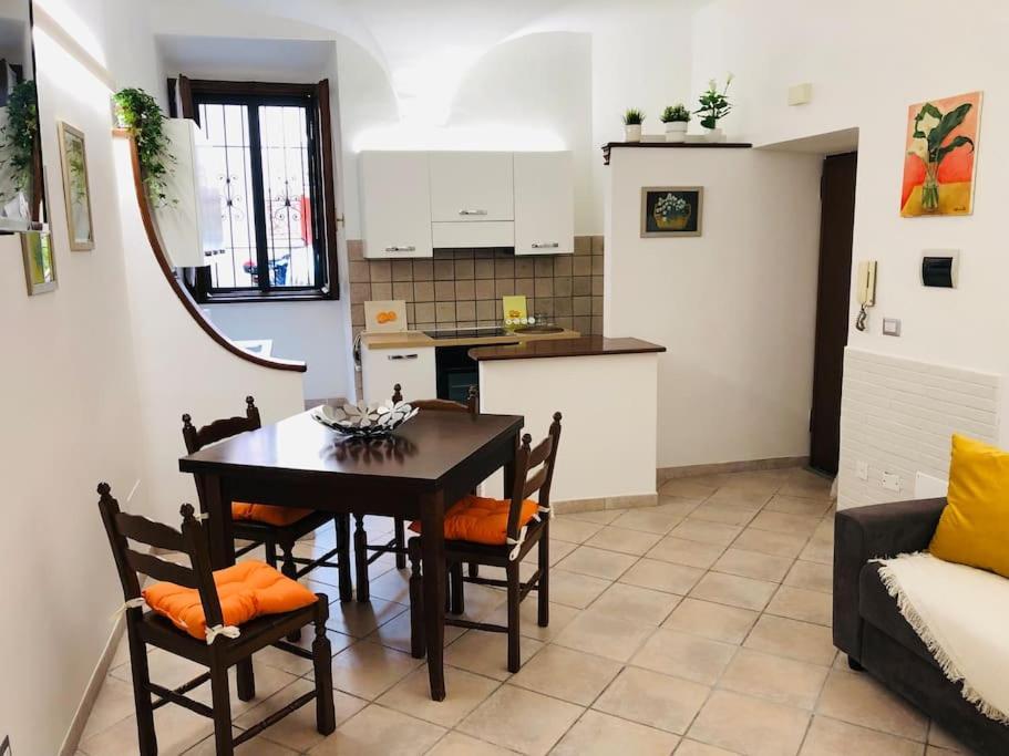 The House Of The Poet Apartamento Civitavecchia Exterior foto