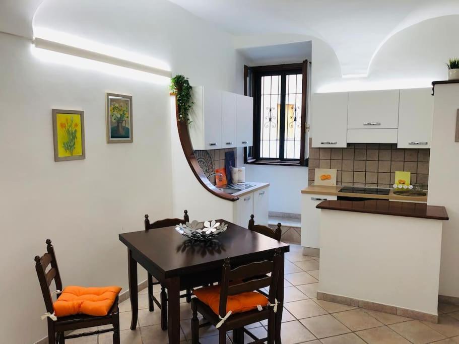 The House Of The Poet Apartamento Civitavecchia Exterior foto
